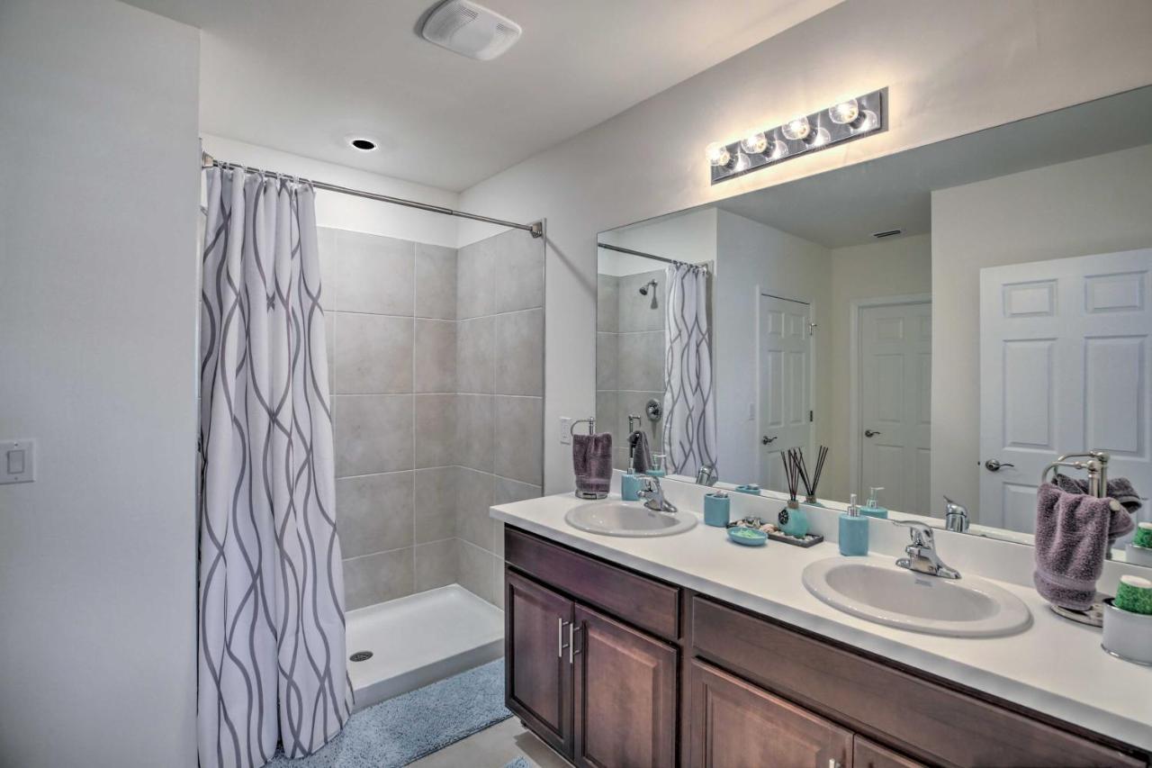 Modern Home With Heated Pool, 3 Mi To Beach Cape Coral Eksteriør billede