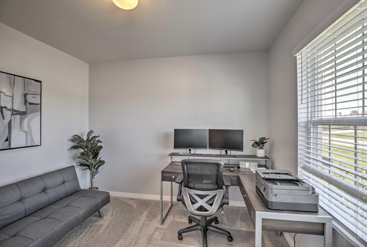 Modern Home With Heated Pool, 3 Mi To Beach Cape Coral Eksteriør billede